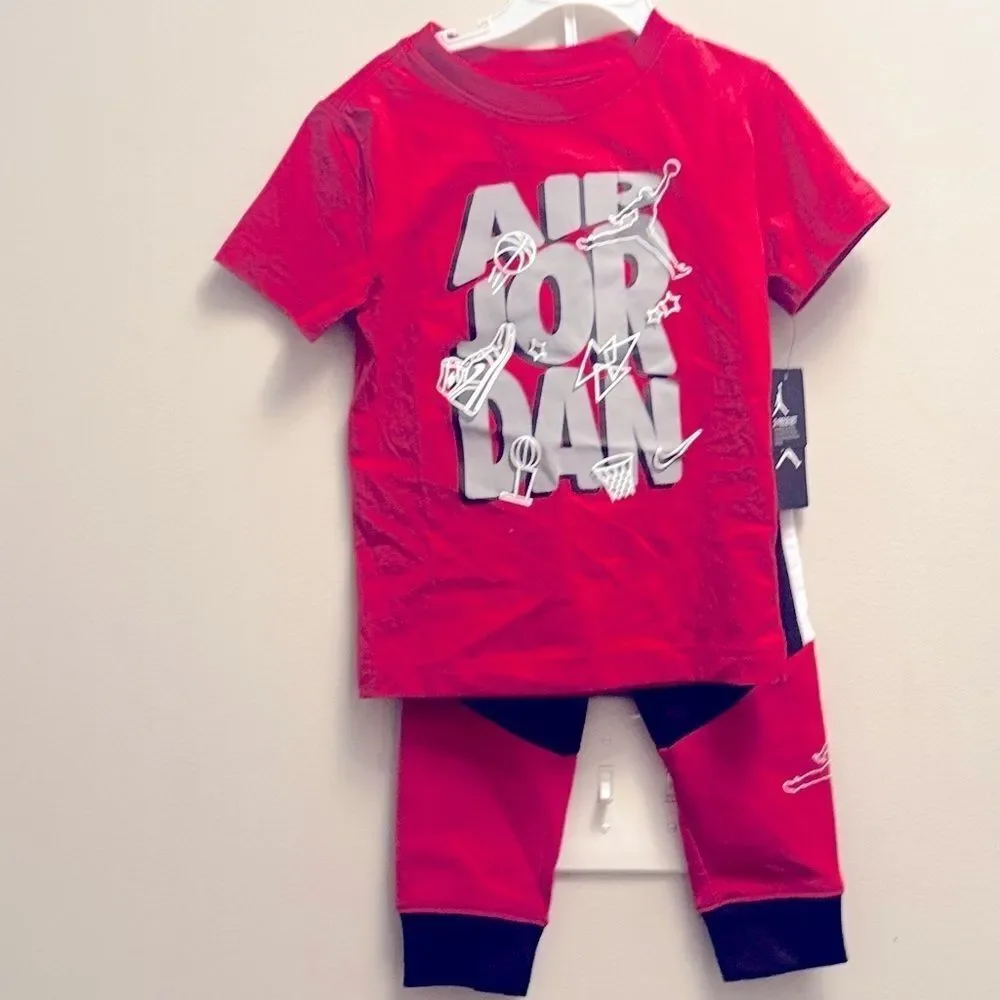 Jordan Little Boys Playground Fleece T-shirt and Pants Set joggers 4